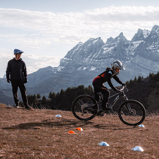 Mountain bike lessons • Downhill • Youth • ESV Verbier